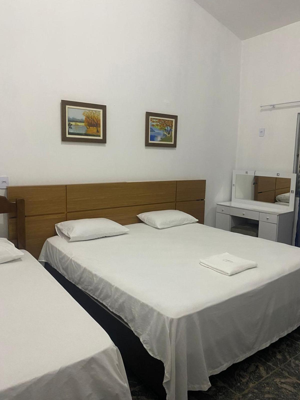 Hotel Pousada Do Sol II Aragarcas Bagian luar foto